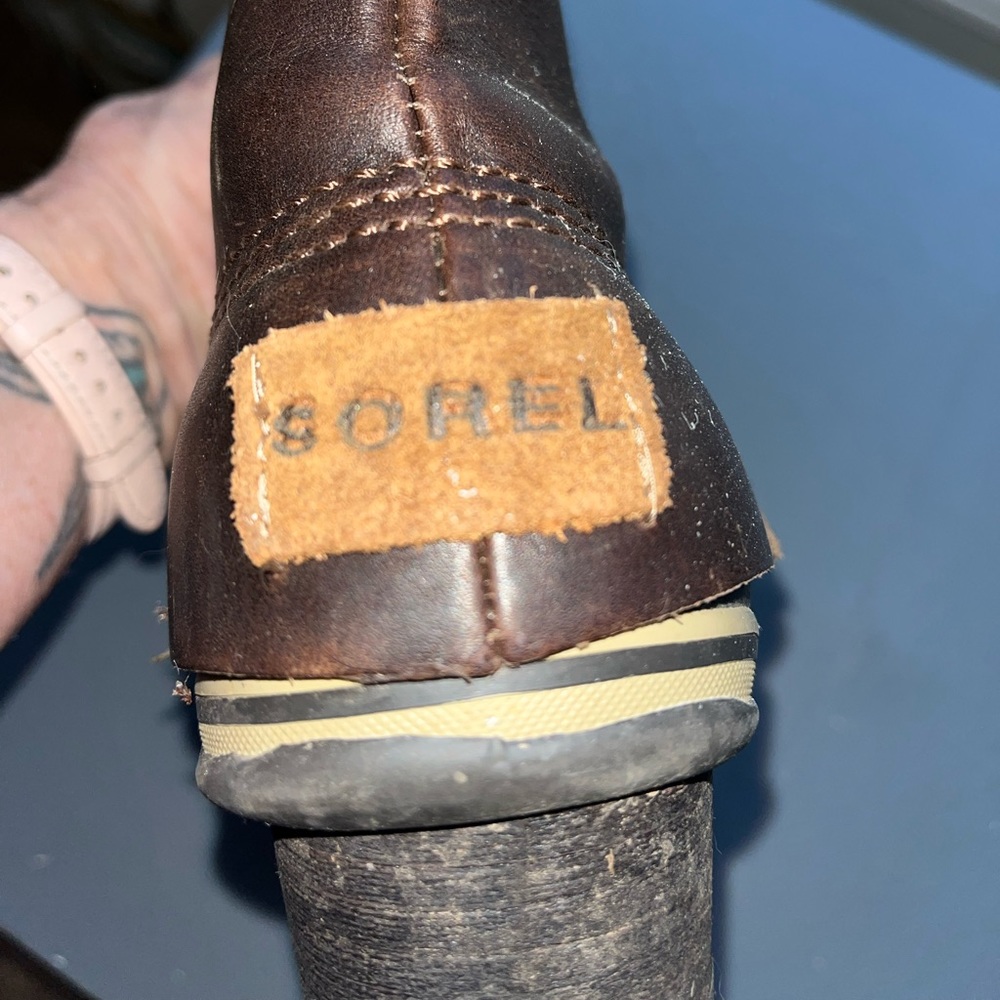 Sorel boots , the coke is nutmeg